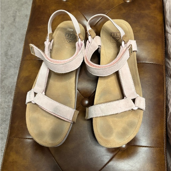 Reef Women's Light Pink Sandals - Picture 1 of 2